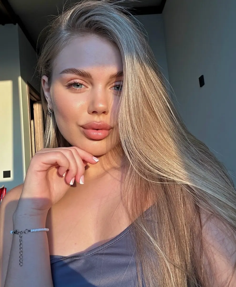 Jade profile in Dubai