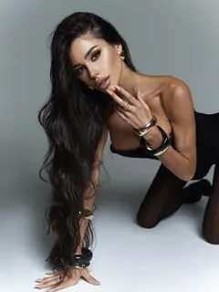 Maria profile in Dubai